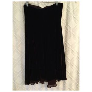 Gorgeous burgundy Ralph Lauren flowy skirt